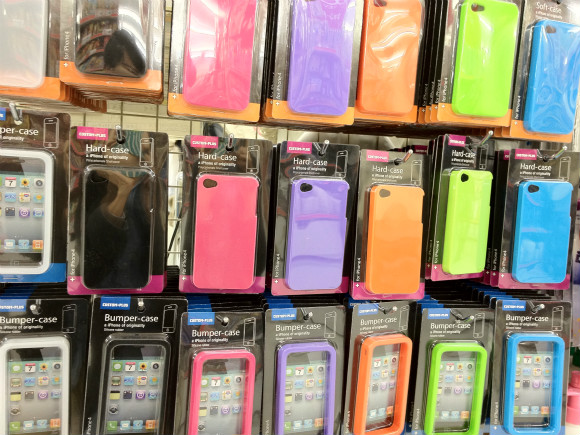 Fashionistas, Take Note: These Hot iPhone Covers Are Just 100 Yen!