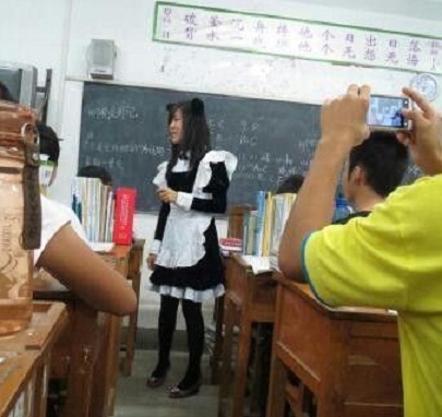 Chinese Teacher Makes Good on Promise to Class, Wears Maid Outfit to Reward  Top Grades | SoraNews24 -Japan News-