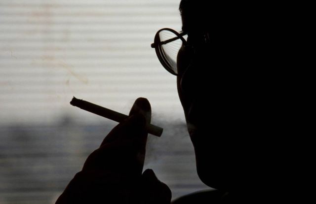 Radical Japanese Company Advertises Jobs Online: “We do not employ smokers”
