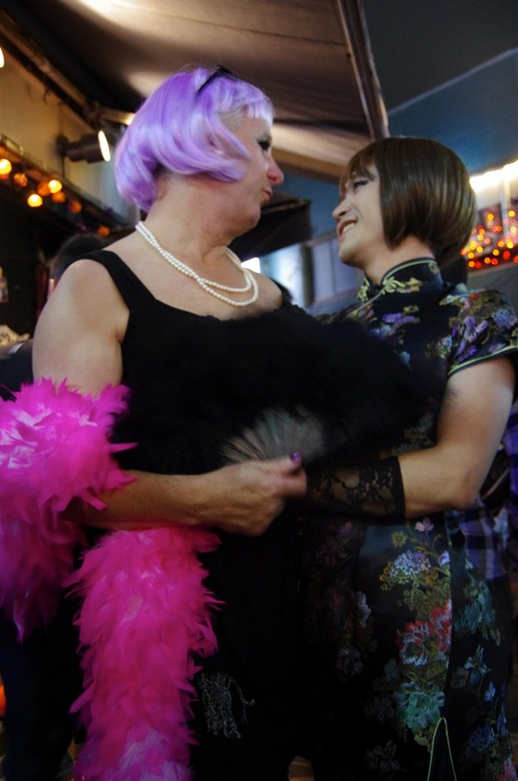 16 Things I Learned From Dressing in Drag Confessions of a Onenight