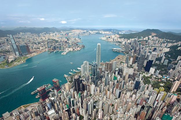 ‘More than 90 Percent’ of Hong Kong Citizens Long to Return to British Rule