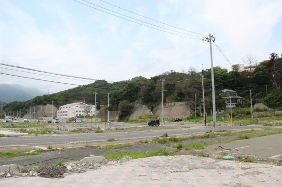 60% of residential buildings were damaged, and many were entirely swept away by the tsunami.