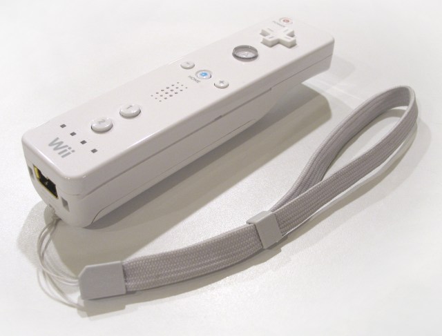 Six Years After Launch, Nintendo Survey Hints at Charging Accessory for Wii Remotes