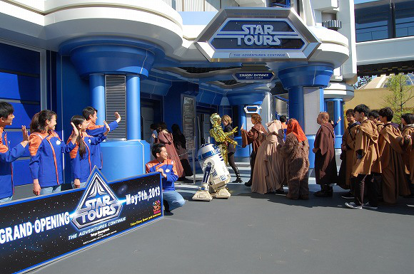 Star Wars Takes Over Tokyo Disneyland to Celebrate Reopening of Star Tours11