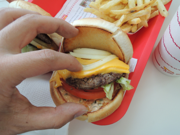 Four solid reasons why America’s In-N-Out Burger deserves to be checked out