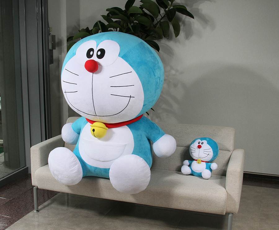 Larger than life Doraemon doll will delight fans terrify pets and small children SoraNews24 Japan News