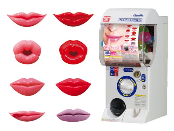 Long-distance kissing now one smooch closer with new silicone lips for your iPhone