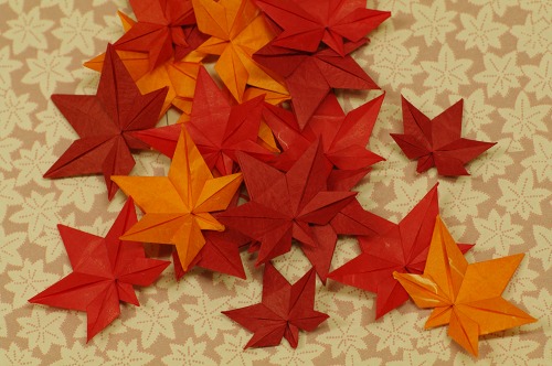 Maple leaf origami