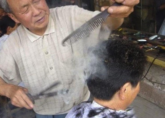 This old man’s hairdressing skills are smoking hot!