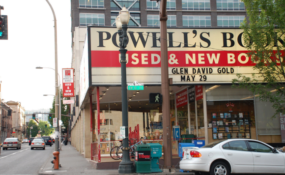 18 Bookstores Every Book Lover Must Visit At Least Once18