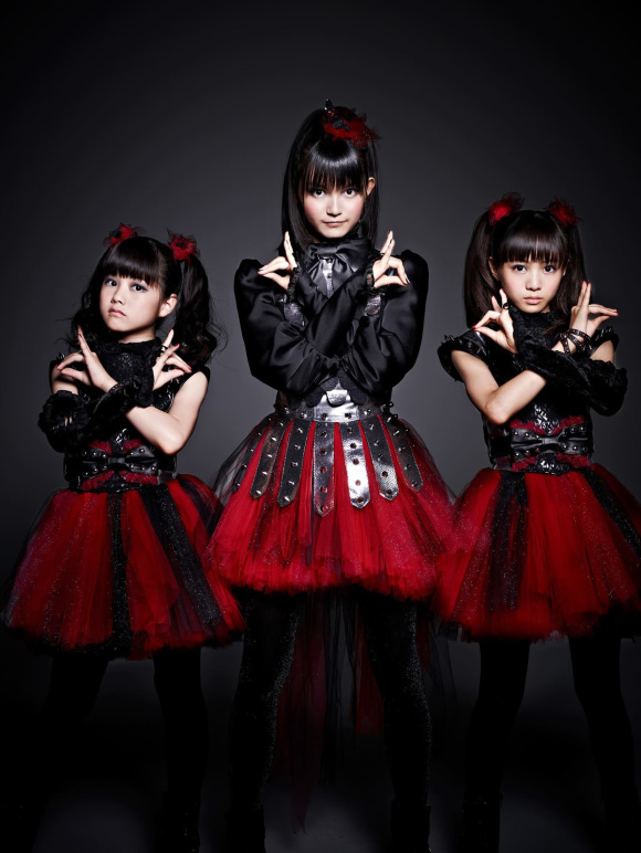 BABYMETAL releases full album, metalheads and idol fans headbang in