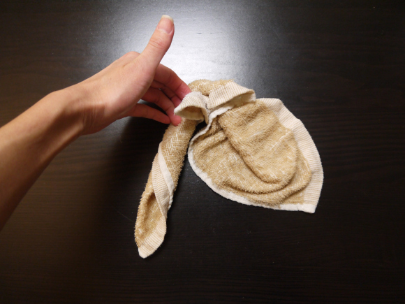 How to fold a Towel Bunny 7