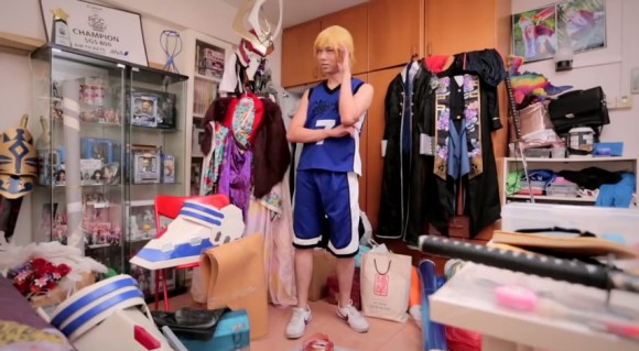 IKEA Bedroom Stories (Singapore) - Frank the Cosplayer - YouTube.clipular (5)