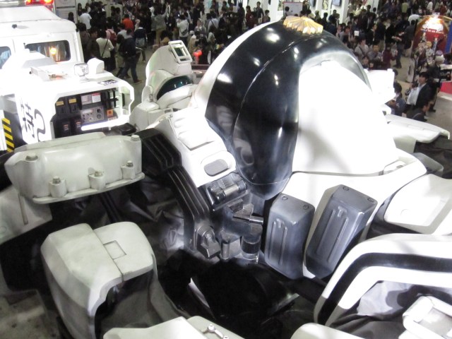 We check out Patlabor’s giant robot, plus cosplayers and anime booze galore, at Anime Japan