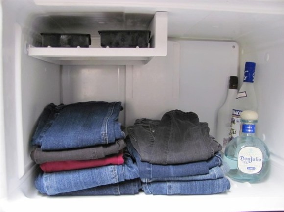 keep-denim-jeans-clean-smell-free-without-ever-washing-them-all.w654