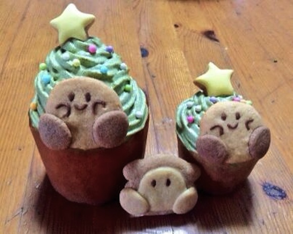 Kirby Christmas cupcakes