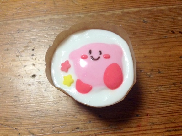 Kirby cupcake