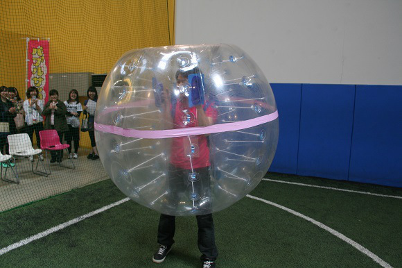 We try %22Bubble Soccer%224
