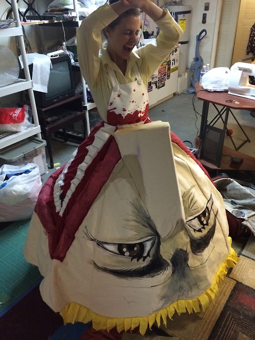 Fan makes brutal Attack on Titan cosplay gown of Eren’s mom