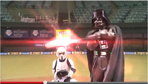 Darth Vader makes Japanese pro baseball debut with killer home run 【Video】
