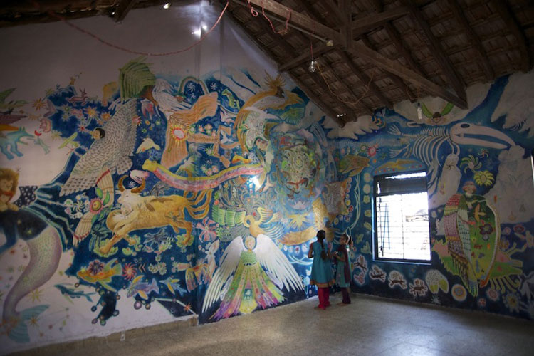 Stunning murals bloom in an impoverished Indian school with the help of ...