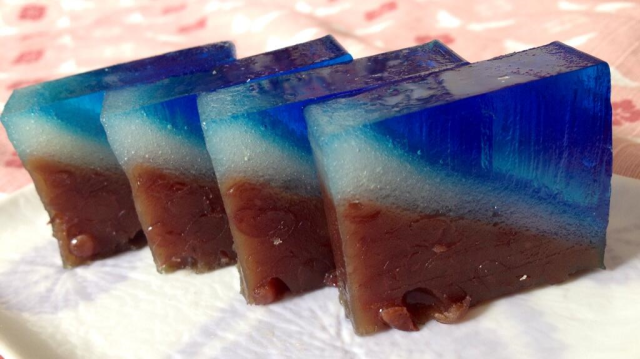Celebrate the Tanabata star festival with beautiful Milky Way red bean gelatin