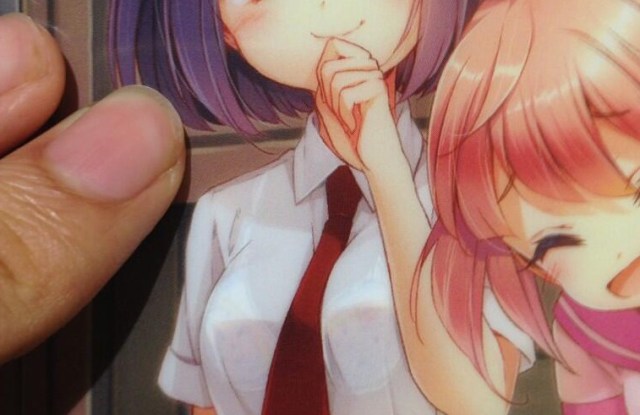 Otaku impresses Twitter with simple way to spice up your clear files