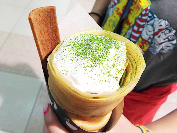 Crepe made with Kyoto sweets and green tea is the perfect treat after a day of temple hopping