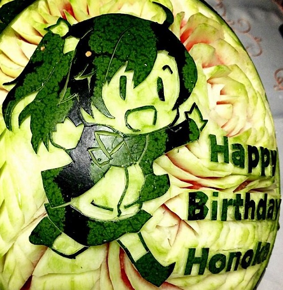 Someone’s mother carved this Love Live! watermelon art, left the Internet applauding