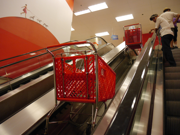 Our Japanese writer discovers a surprising escalator in the US, declares America Best Place Ever