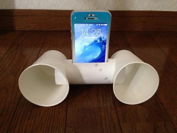 Crafts for grown-ups! Make your own portable smartphone speakers with toilet paper tubes