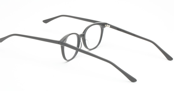 Kiss eyeglasses sales