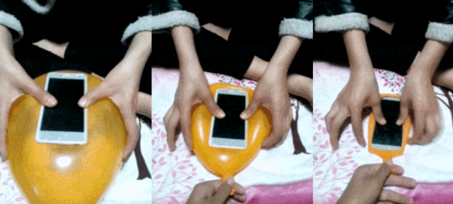 Turn an ordinary balloon into a smartphone case in seconds with this neat trick