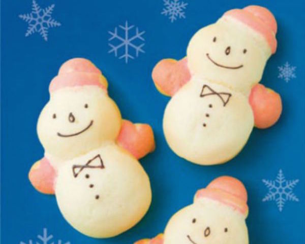 Cute snowman-pan will bring a little sweet joy to your dreary winter