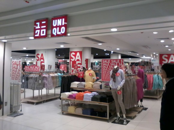 Uniqlo owner raises annual forecast after surge in postpandemic China sales   Financial Times