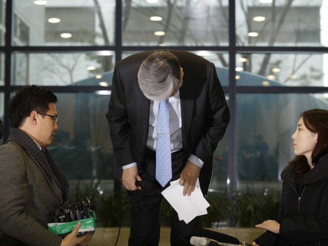 Korean Air chairman admits he failed to raise his ‘nut-rage’ daughter properly