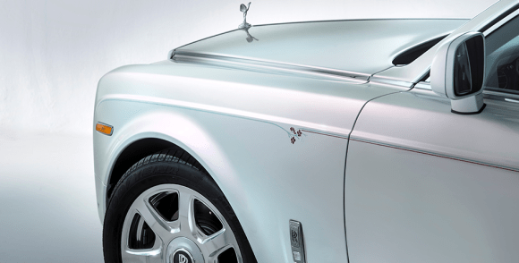 Rolls-Royce's new sedan, with silk and cherry blossoms, is as luxurious as  a Japanese garden