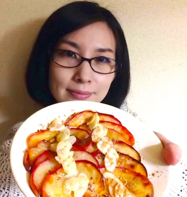 Eat like a supermodel with Rola’s Apple and Avocado Dishes 【Recipe】