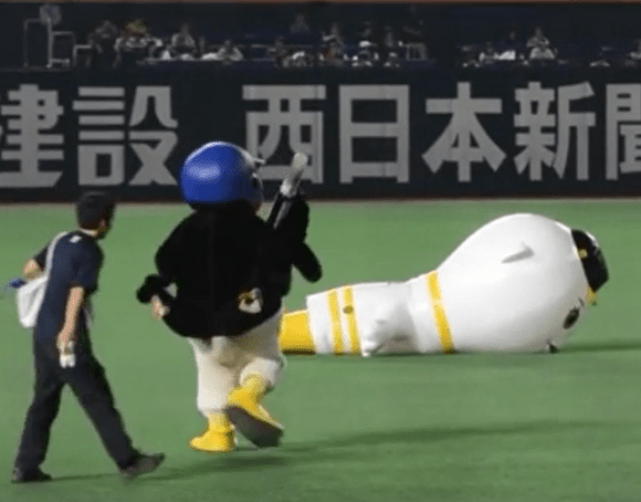 Two Japanese baseball mascots meet in the a kick to and shot to the head | SoraNews24 -Japan News-