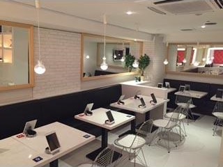 aiseki cafe tables