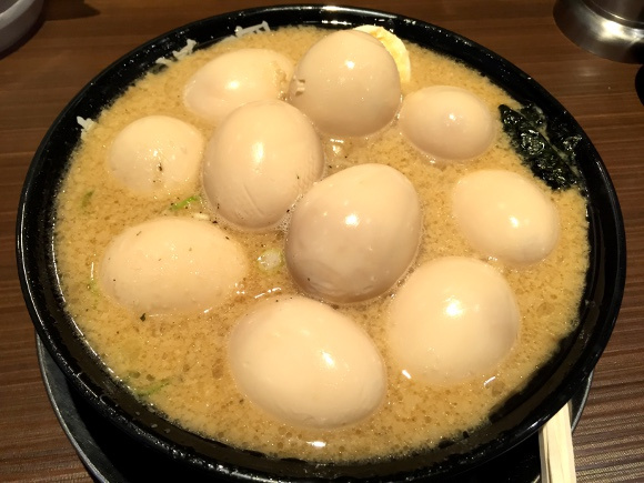 “Do you want some ramen with those eggs?” Our reporter tries ramen with ALL THE EGGS!