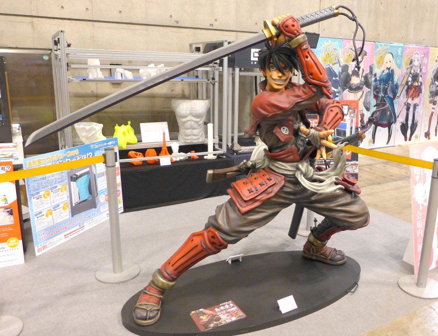 How do they make those amazing lifesize anime statues? We find out