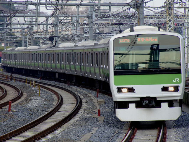 Japanese security company claims it’s discovered a new kind of train pervert: Lady sniffers