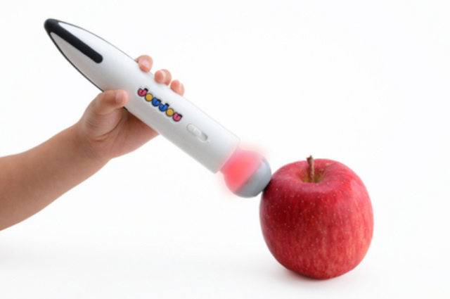 Takara Tomy’s new “Color Catch Pen” is amazing, but also looks kind of like a vibrator