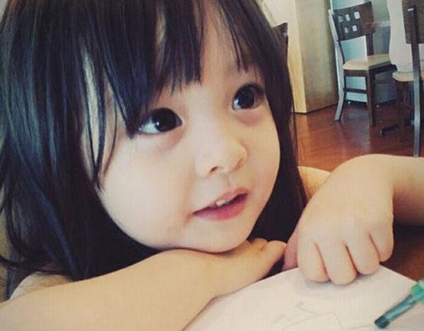 This 3-year-old has over 200,000 followers on Instagram because, well, she’s mega cute! 【Pics】