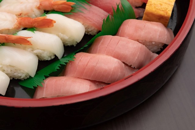 Should it really take so long to become a sushi chef? Japanese entrepreneur calls system a scam