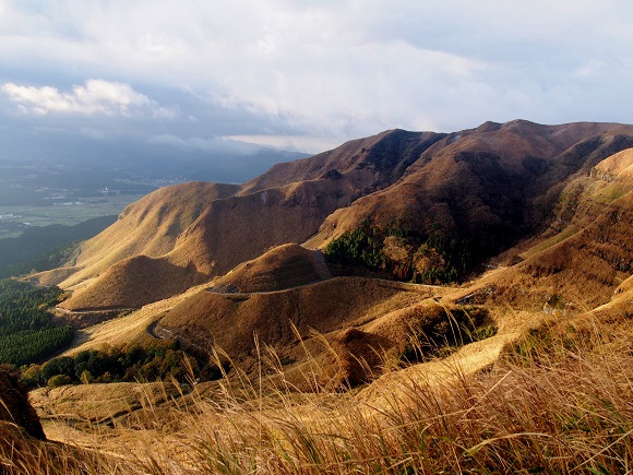We visit one of Japan's stunning secret destinations: the “Road to