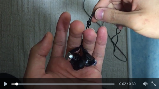 Never have to deal with tangled earphone cords again with this amazingly effective trick 【Video】