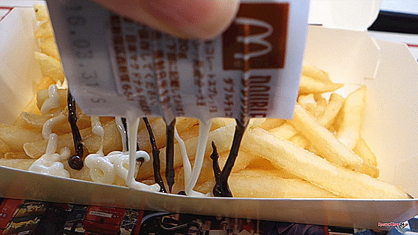 McChoco Potato: We try McDonald’s Japan’s new double-chocolate fries【Pics】
