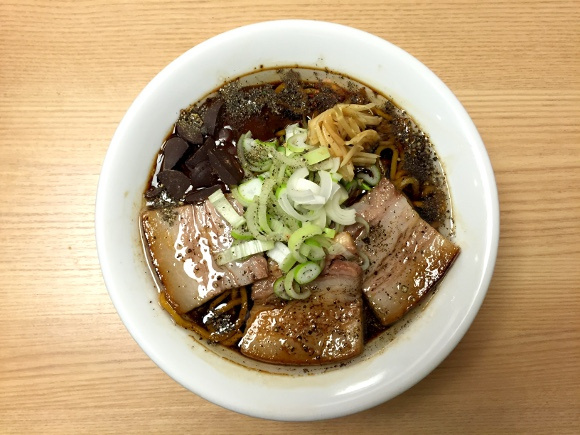 Chocolate ramen? Not only will we try that, we’ll be first in line! 【Taste test】